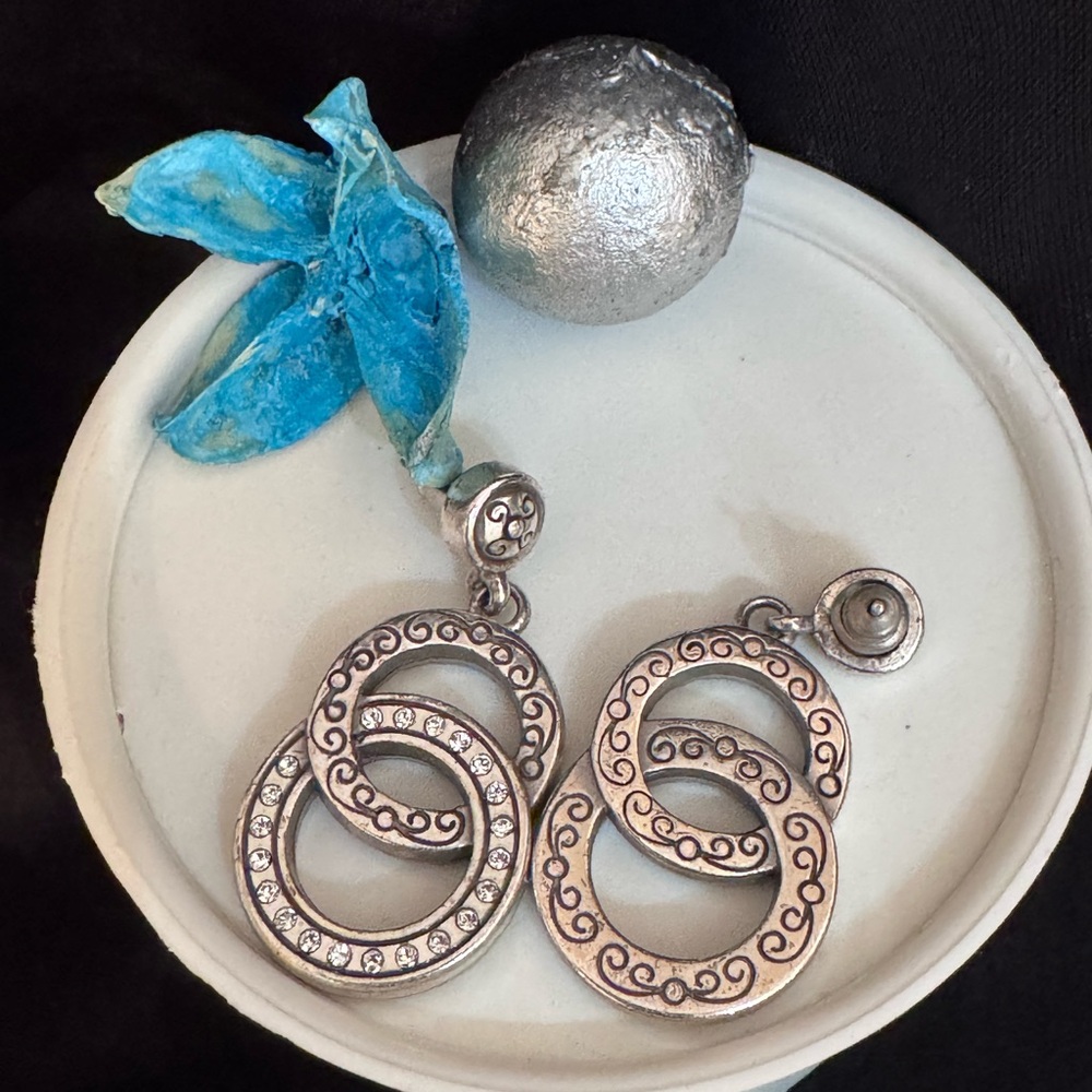 Brighton Interlocking Circle Earrings - image 2